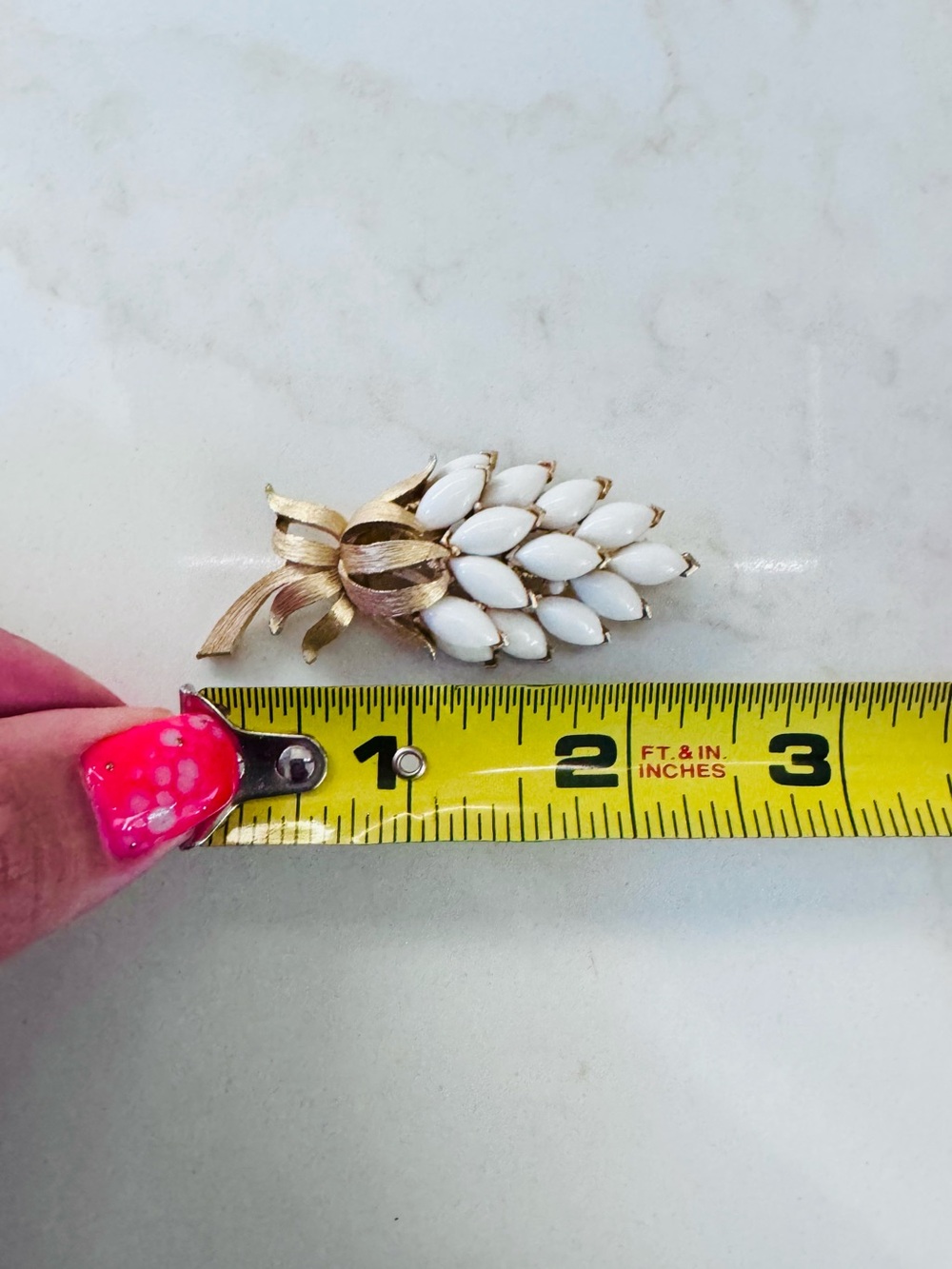 Vintage Crown Trifari Floral Brooch and Clip-On Earrings Set *RARE* - Picture 9 of 12